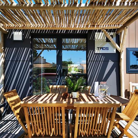 Camping Les Places Dorees サン・ジャン·ド・モン エクステリア 写真